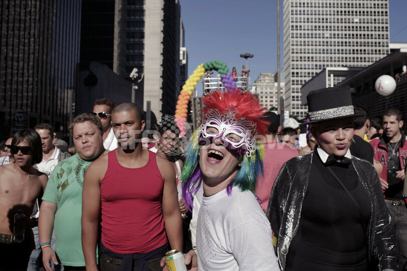 300万人が参加、「世界最大」のゲイパレード開催 ブラジル