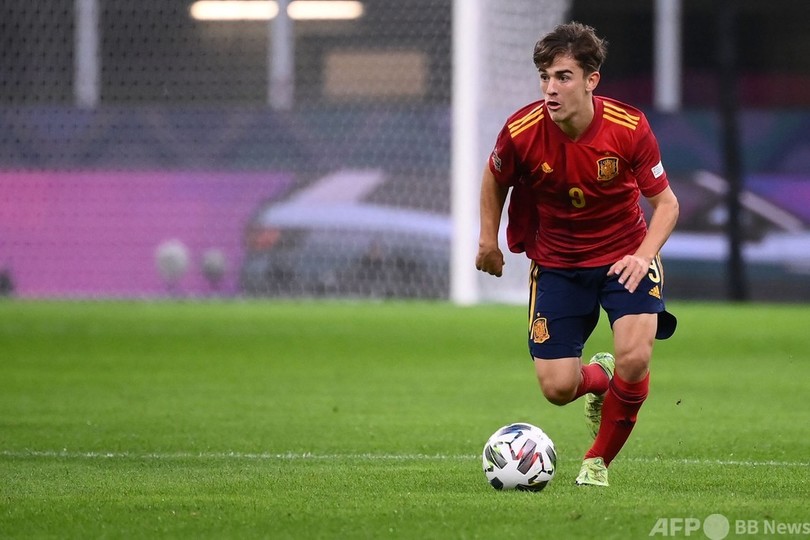 17歳ガビはスペイン代表の「未来」 エンリケ監督が称賛