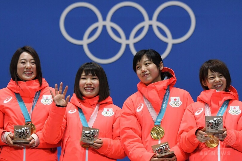 女子団体追い抜き制した日本に金メダル授与、 平昌五輪