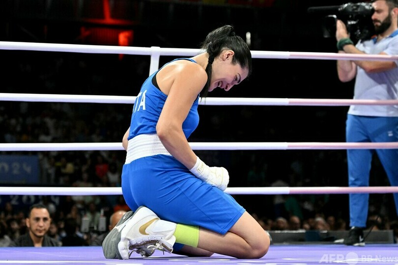 パリ五輪ボクシングで性別騒動 渦中の女子選手が46秒勝利
