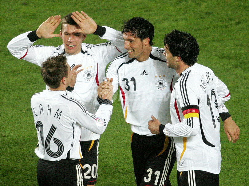 ＜サッカー 欧州選手権2008・予選＞ドイツ クラニーの活躍でチェコに勝利 - チェコ