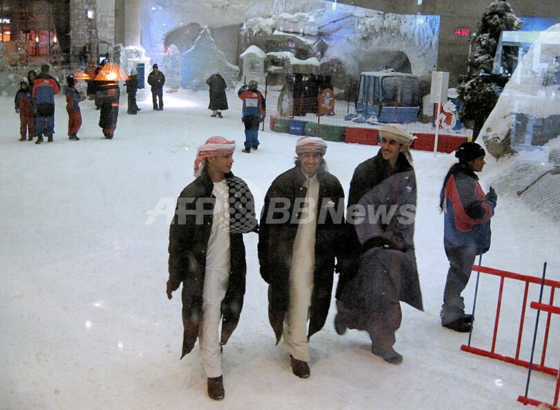 外は猛暑の45度、内はマイナス3度 ドバイ