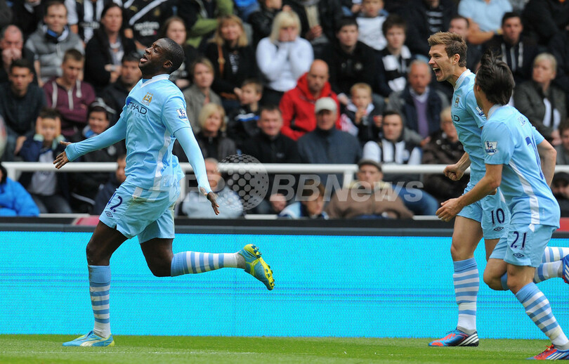 マンチェスター・シティ、ヤヤ・トゥーレの2得点で優勝に王手