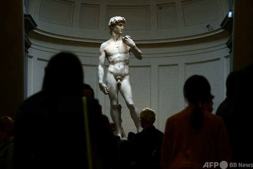 米でダビデ像児童に見せ校長辞任 伊美術館「ヌードとポルノは別」