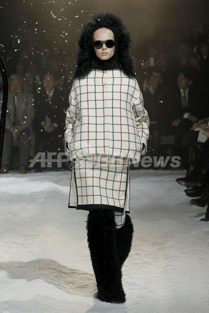 ＜12/13年秋冬パリコレクション＞モンクレール ガム・ルージュ