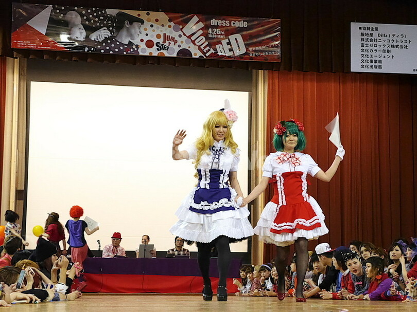 「ドレスコード登校日」文化学園で開催、土屋アンナら審査