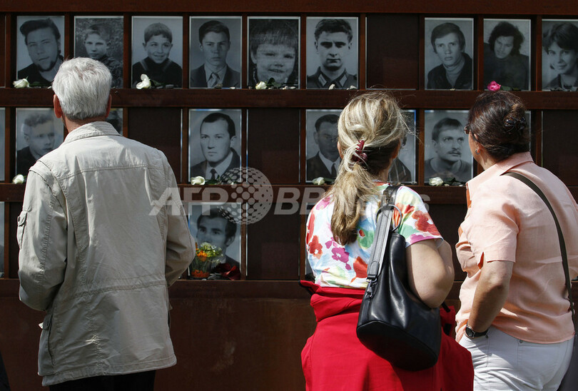 ベルリンの壁構築開始から50年、追悼式典