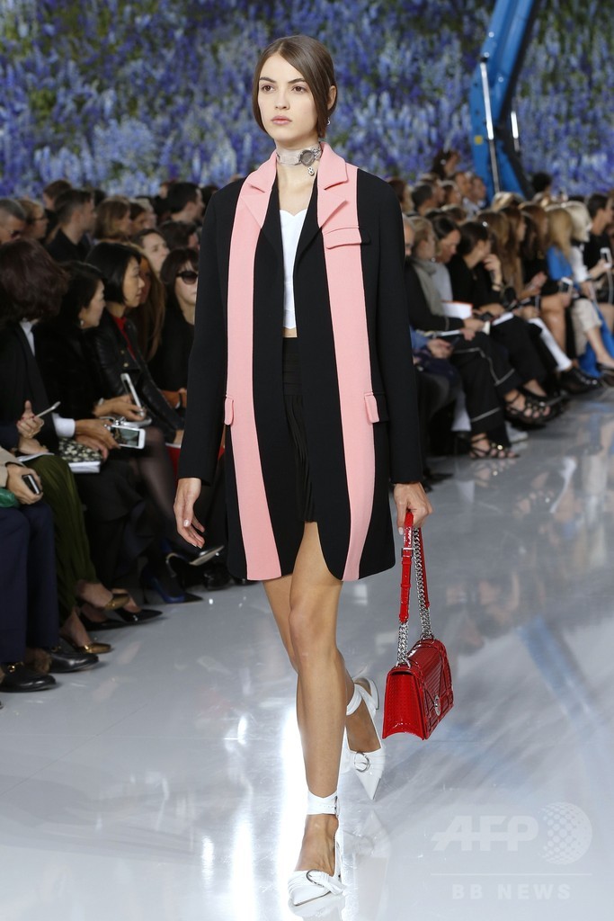 「クリスチャン ディオール」16年春夏コレクション