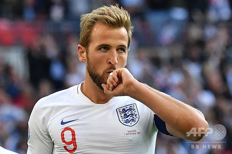 ケイン3発のイングランド、快勝にもファンは選手起用に不満 欧州選手権予選