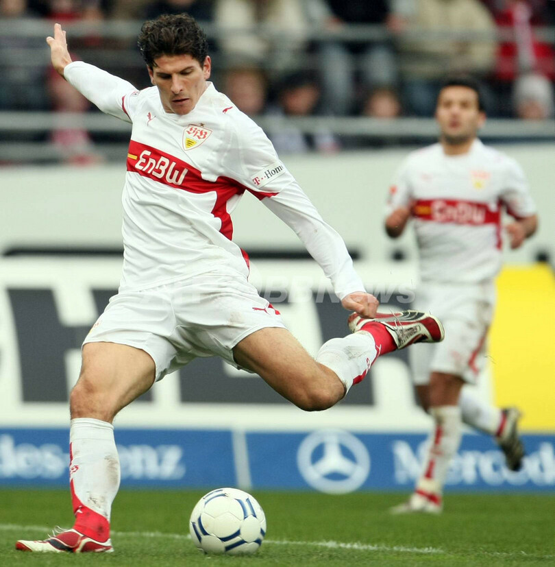 シュツットガルト ホームでハンザ・ロストックに快勝