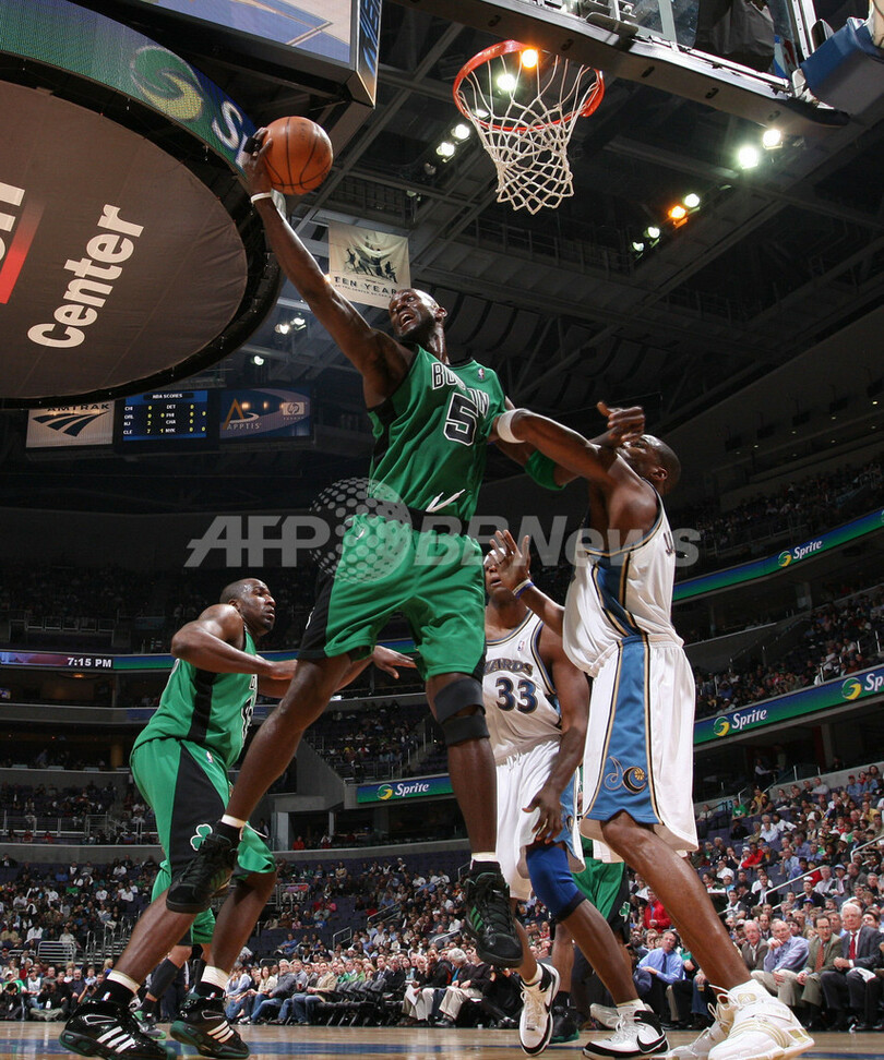 ウィザーズ セルティックスを降し3連勝