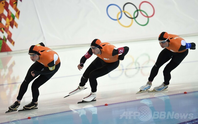 オランダ、男子チームパシュートで金メダル ソチ五輪