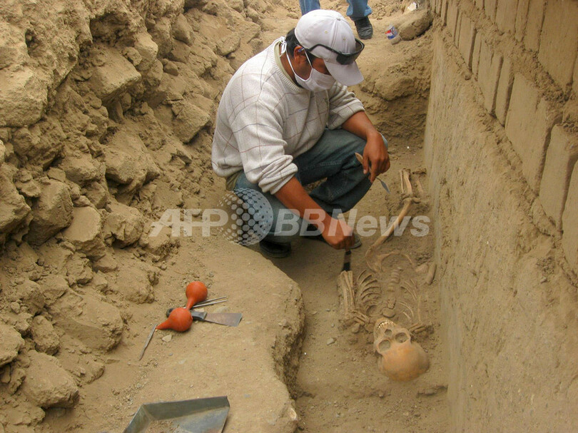 「いけにえ」にされた古代女性の人骨発掘、ペルーの世界遺産