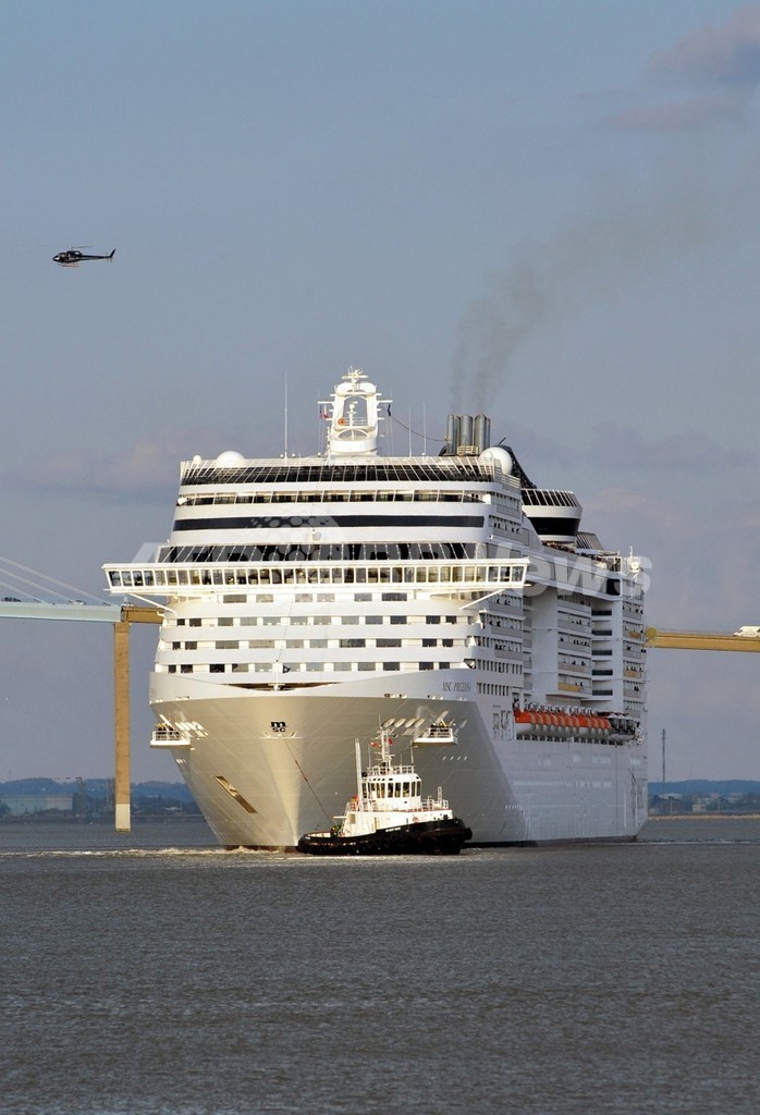 欧州最大の客船「プレチオーサ」、フランスで初航海に出航