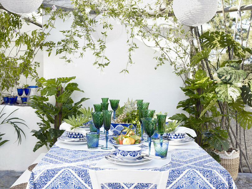 「ZARA HOME AOYAMA」オープン記念、蜷川実花とコラボしたショッパーを数量限定でプレゼント