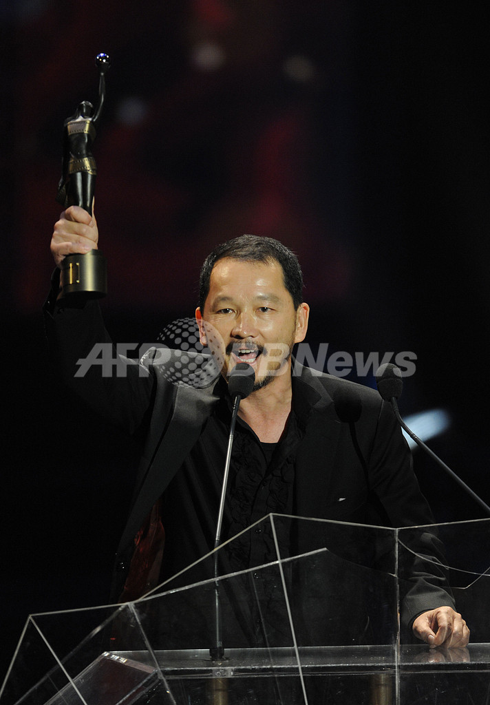 香港版アカデミー賞、授賞式に登場したスターたち