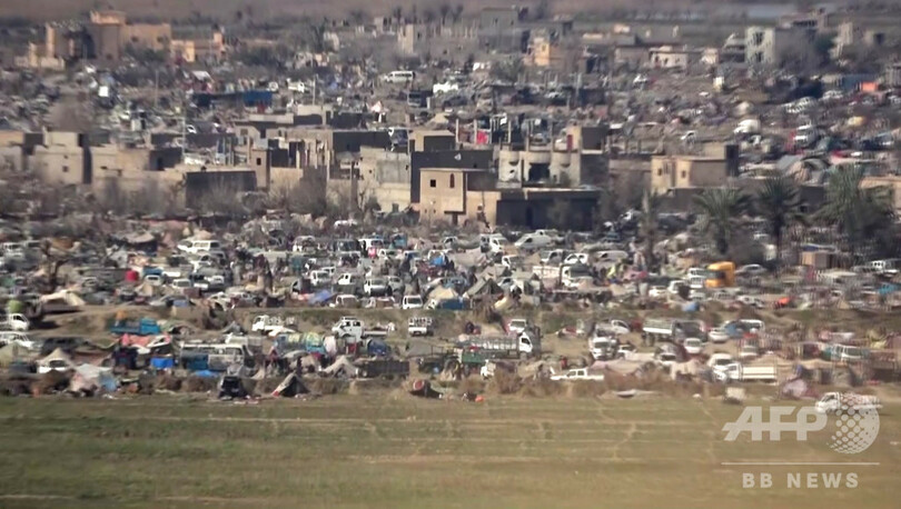 シリア最後のIS拠点、民間人の大量脱出やまず  SDFも驚き隠せず