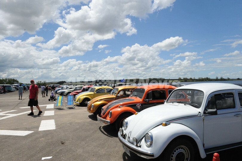 フォルクスワーゲン・ビートル200台が結集、ウルグアイ