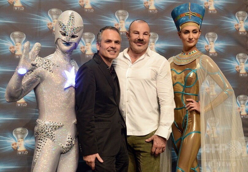 ティエリー・ミュグレーら監督のショー、23日にワールドプレミア