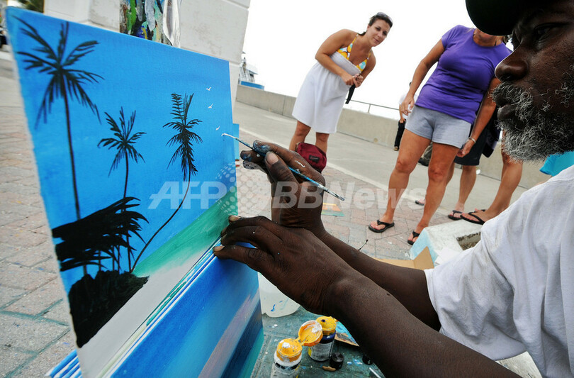 カリブ海の楽園、バハマのストリート・ペインター