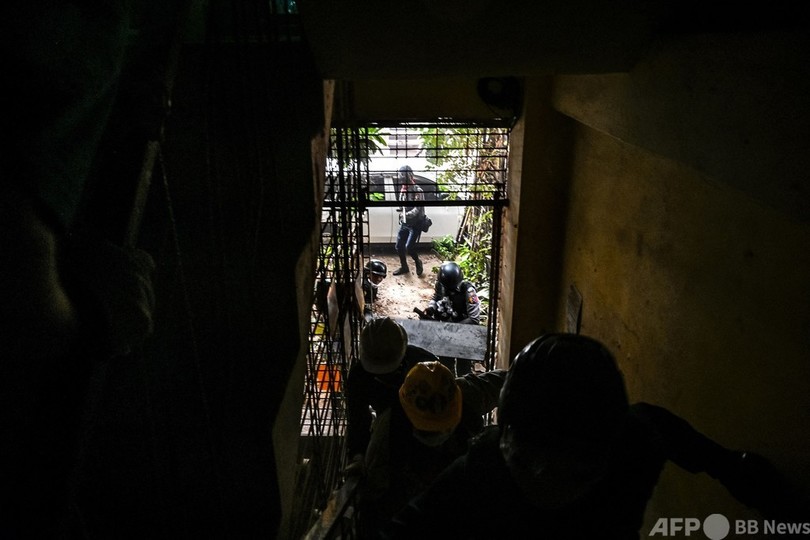 ミャンマーのデモ参加者、10人死亡 治安部隊による武力行使続く