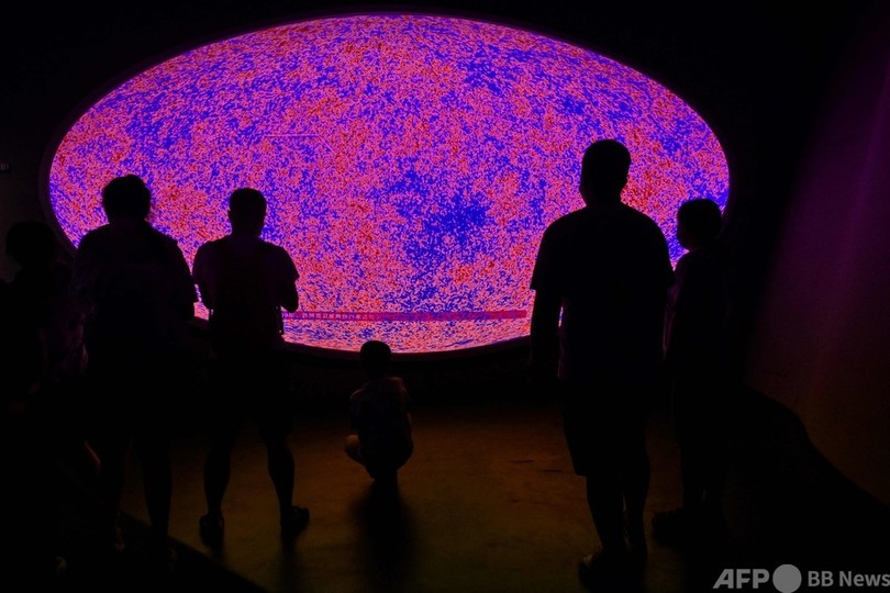 上海に「世界最大」プラネタリウム開設 中国の功績たたえる