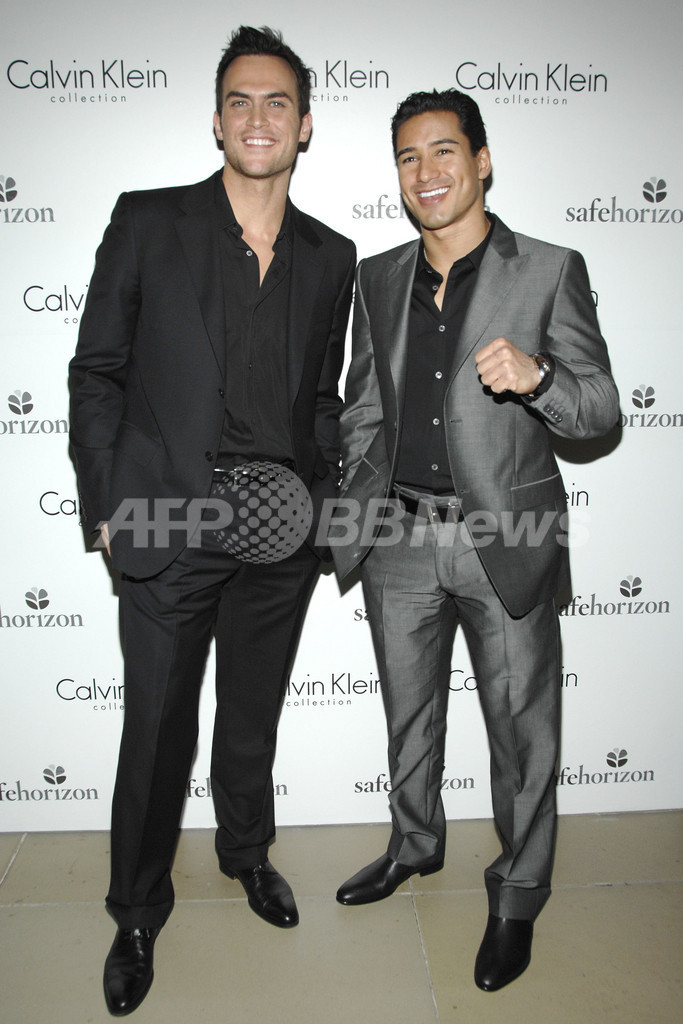 慈善活動のキックオフパーティー、「カルバン クライン」旗艦店で開催