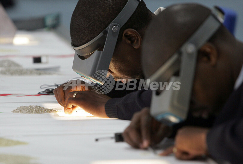 政府出資でダイヤ原石流通企業を開設、ボツワナ