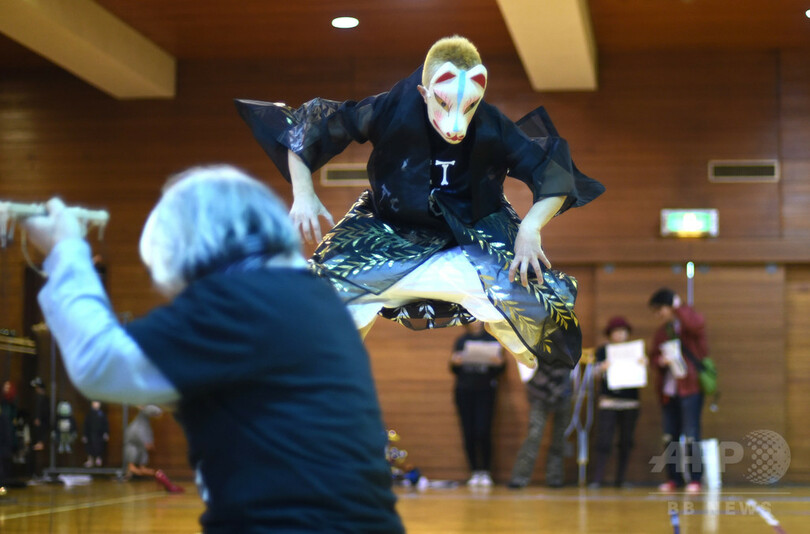 「見せ物の何が悪い」障害超えたエンターテイナーに拍手喝さい　東京