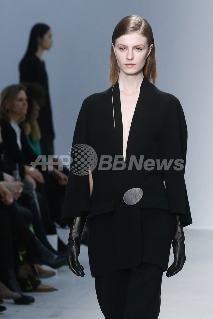 ＜13/14年秋冬パリコレクション＞アルード