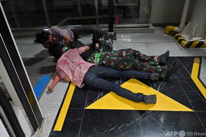 ゾンビ列車で渋滞解消!? ジャカルタでイベント開催