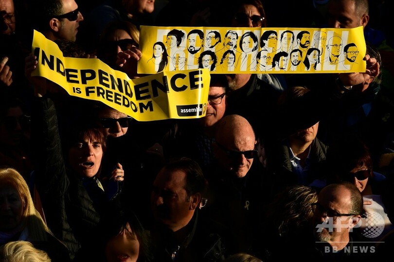 バルセロナで20万人がデモ カタルーニャ独立派の公判に抗議