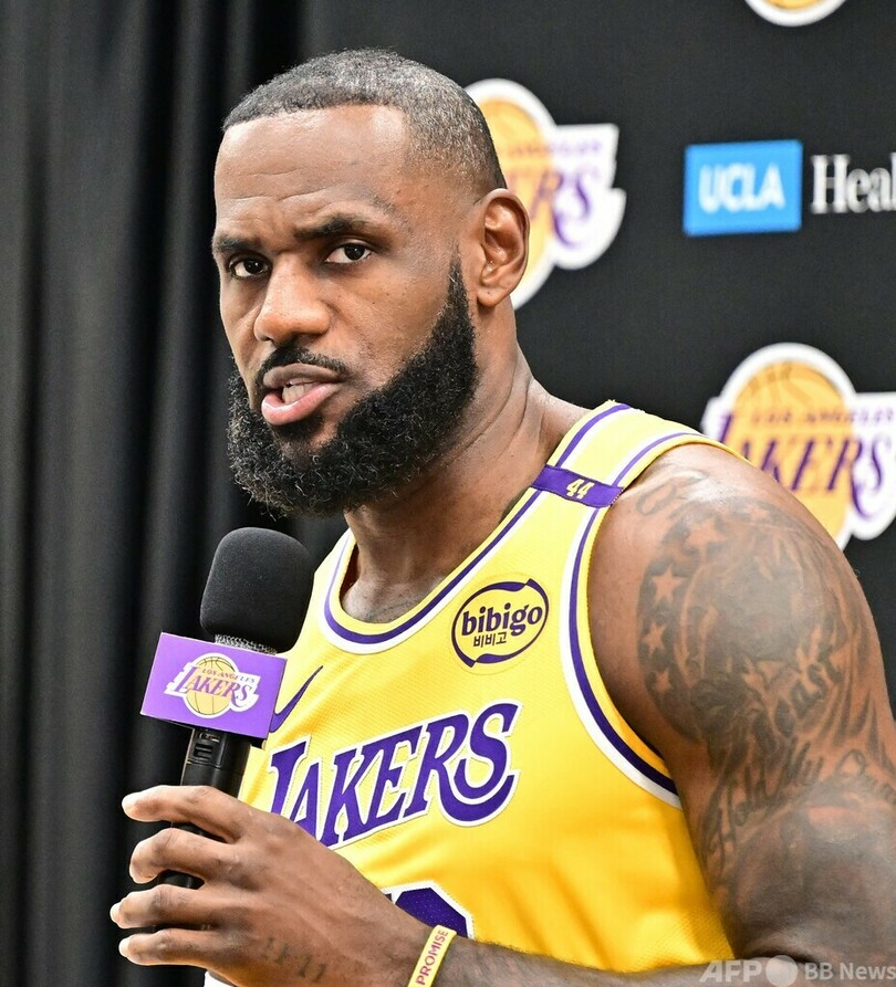 レブロン、息子との共闘「エネルギーに」 NBA22年目へ意欲新た