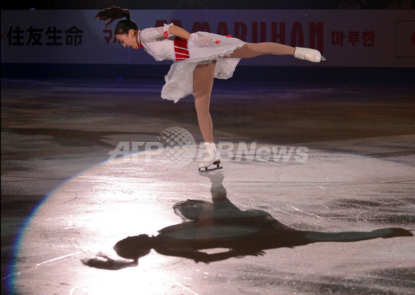 浅田真央らがエキシビションで演技を披露、四大陸選手権