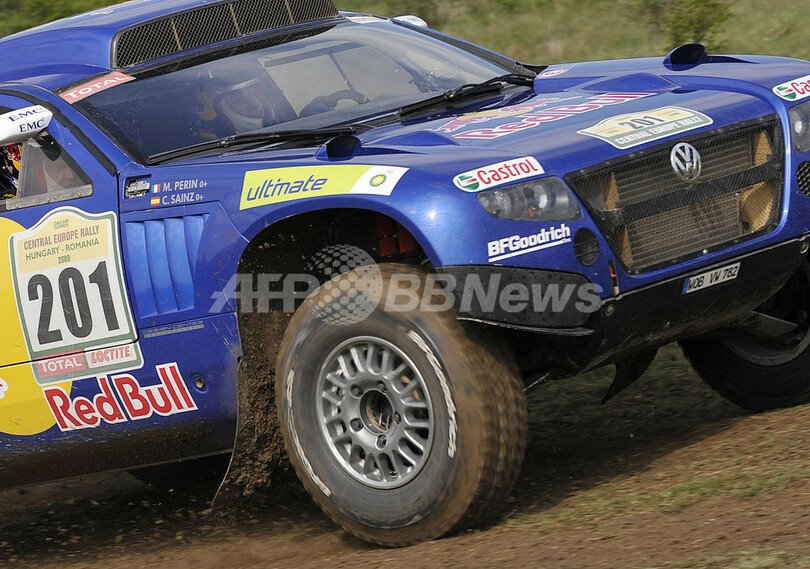 サインツ 中欧ラリー第5ステージを制し総合2位へ