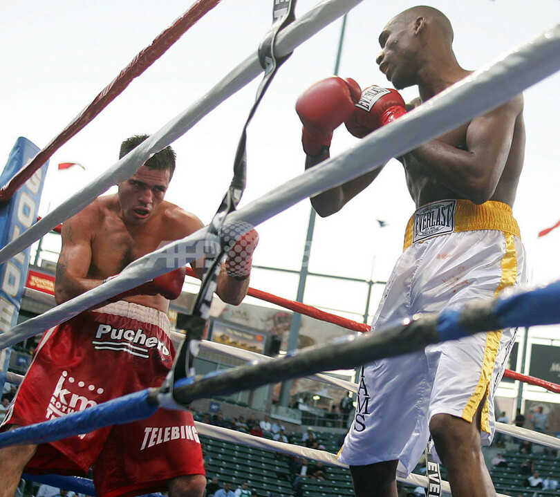 ＜ボクシング＞P・ウィリアムス ベルトを獲得 - 米国