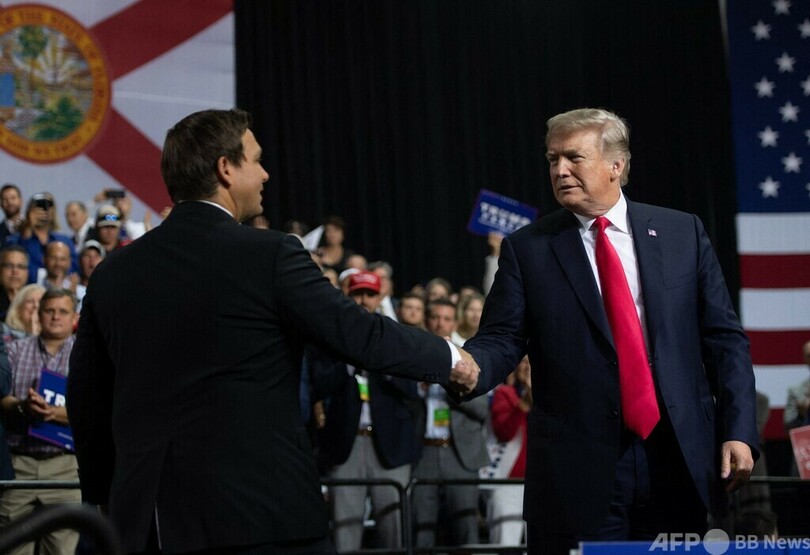 共和党デサンティス氏、撤退 トランプ氏支持を表明 米大統領選