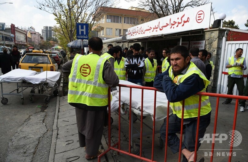 アフガン首都中心部で自爆攻撃 6人死亡、20人負傷