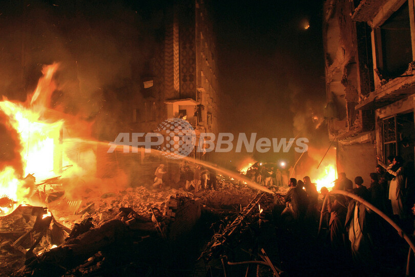 パキスタン北西部で爆弾が爆発、死傷者多数