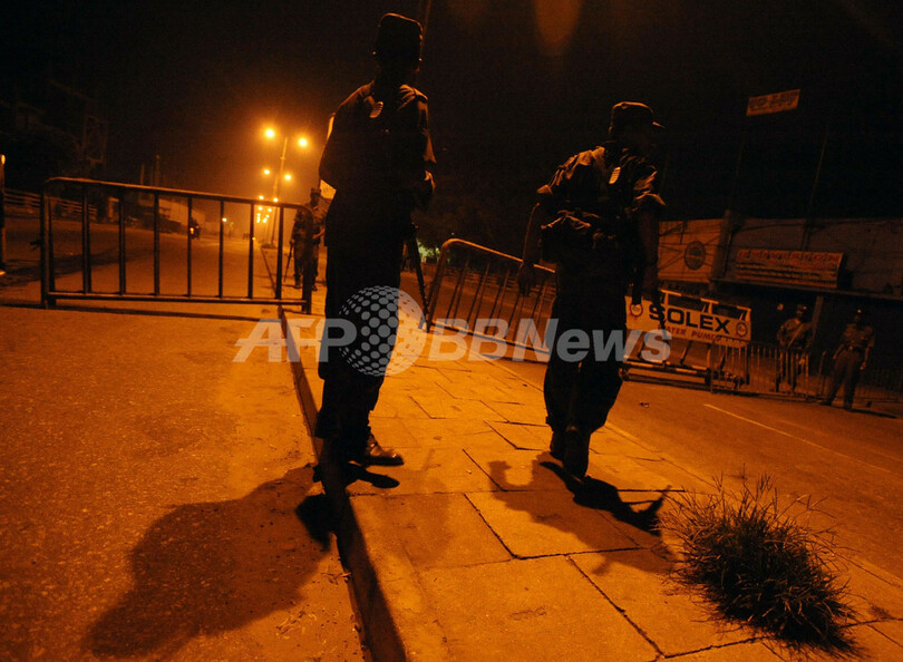 スリランカ反政府勢力、発電所と軍施設を空爆