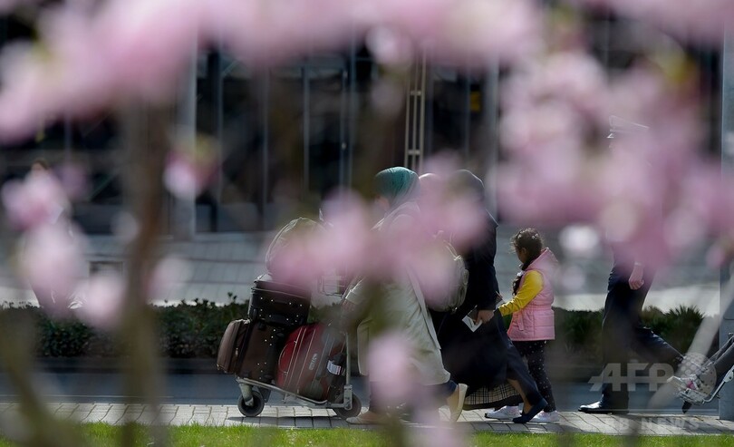 EU・トルコ合意の移民交換、シリア人第1陣がドイツ到着