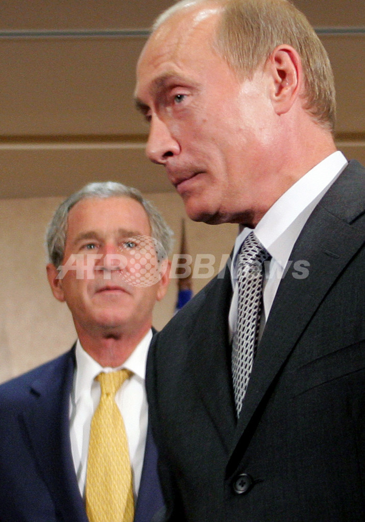 ロシアのプーチン大統領、東欧で強まる米国の影響力に警戒感 ロシアのプーチン大統領、東欧で強まる米国の影響力に警戒感