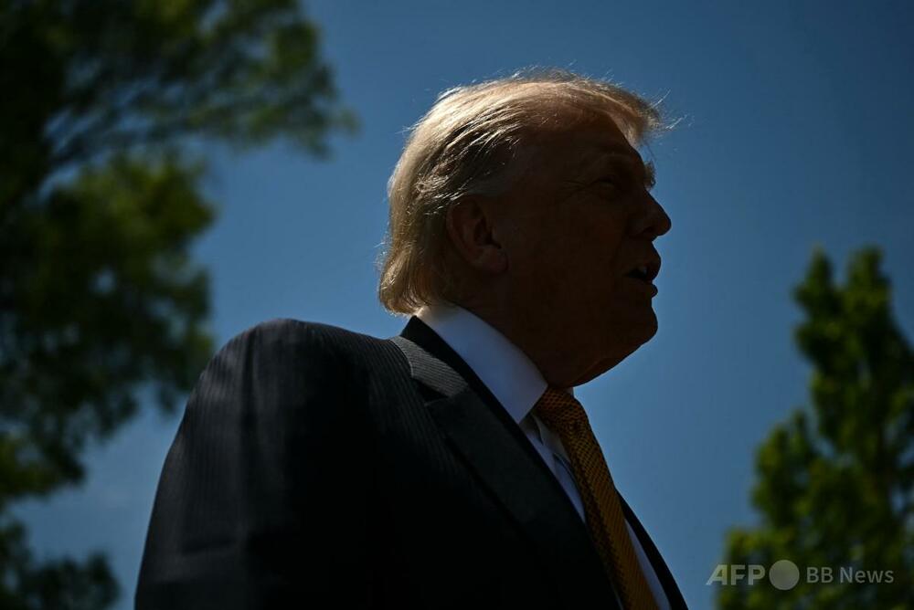 トランプ氏、19日に予定していたイラン攻撃を延期