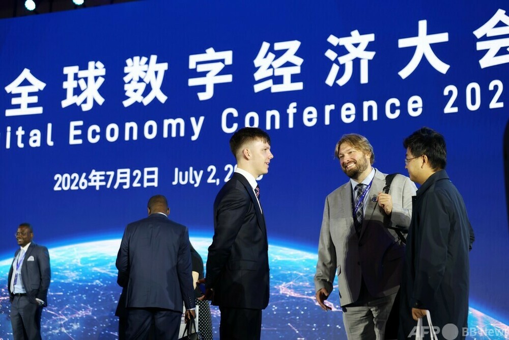 中国の月面着陸機、裏面の地下構造をレーダー探査で解明