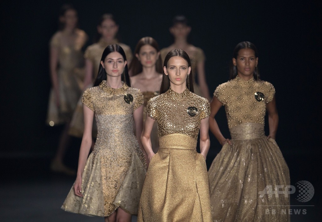 ドナテラ・ヴェルサーチもコレクション発表、「サンパウロ・ファッション・ウィーク」開催