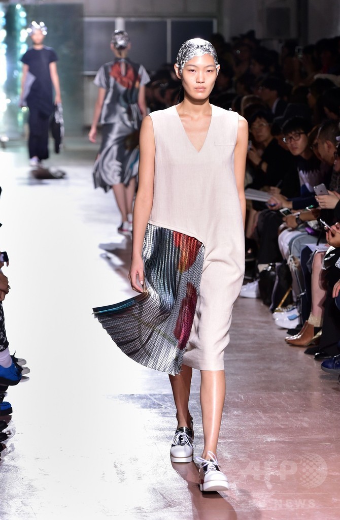 「ミントデザインズ」16年春夏コレクション