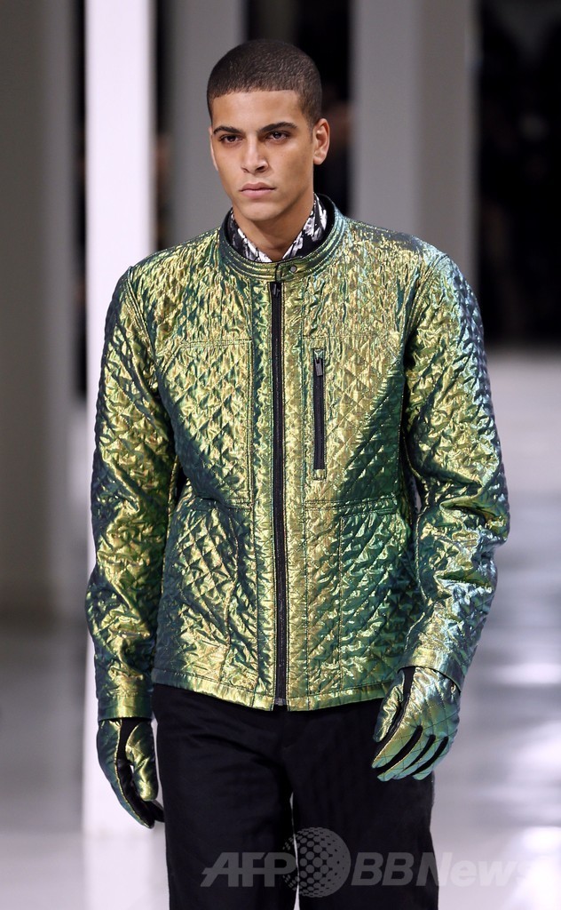 ＜14/15年秋冬パリ・メンズコレクション＞イッセイ ミヤケ