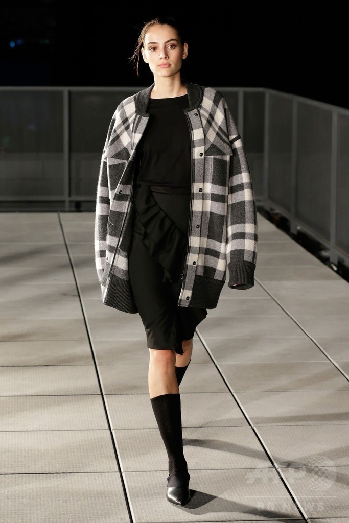 「タクーン」17年春夏