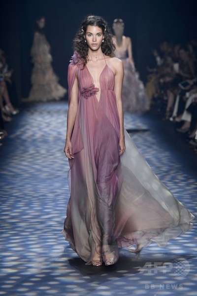 「マルケーザ」17年春夏