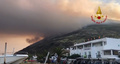 イタリア・シチリア島沖のストロンボリ火山の噴火の様子を捉えた映像の一部。消防署提供（2019年7月3日撮影）。(c)AFP PHOTO / VIGILI DEL FUOCO